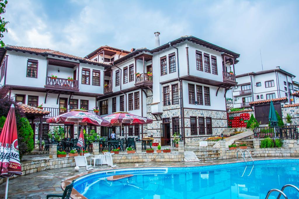 Alexandrov'S Houses Hotel Zlatograd Buitenkant foto