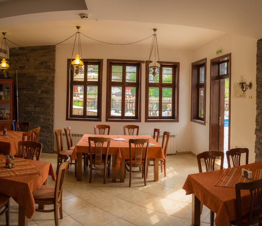 Alexandrov'S Houses Hotel Zlatograd Buitenkant foto