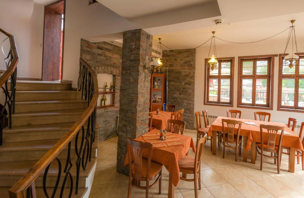 Alexandrov'S Houses Hotel Zlatograd Buitenkant foto