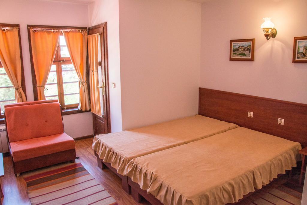 Alexandrov'S Houses Hotel Zlatograd Buitenkant foto