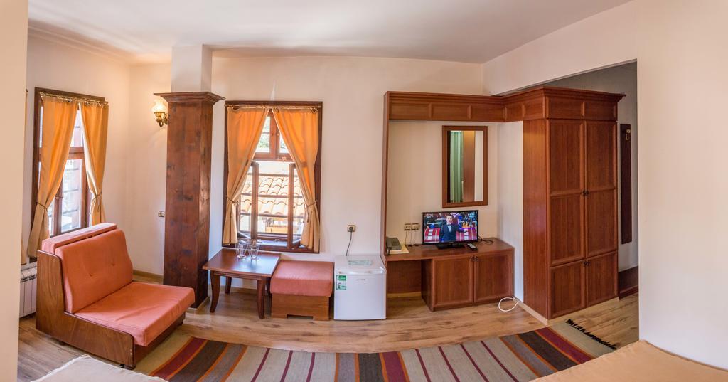 Alexandrov'S Houses Hotel Zlatograd Buitenkant foto
