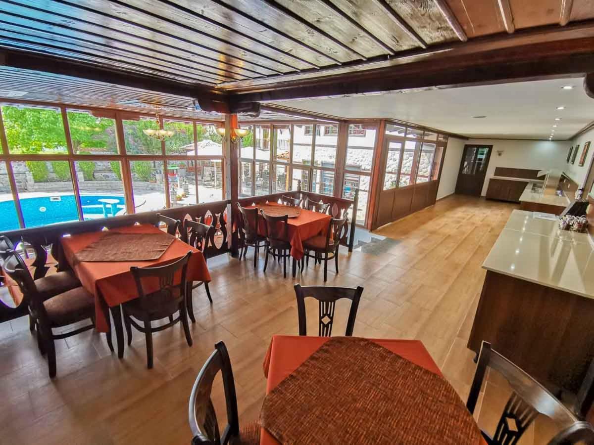 Alexandrov'S Houses Hotel Zlatograd Buitenkant foto